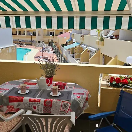 Apartment Cozy And Sunny With Everything Need, Great Location Costa Adeje (Tenerife)