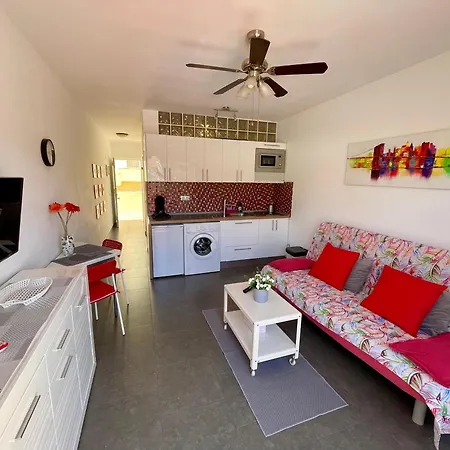 Cozy And Sunny With Everything Need, Great Location